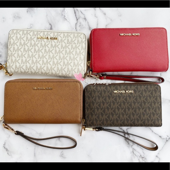 Sale‼️‼️Michael Kors Phone Wristlet Wallet - Picture 3 of 8